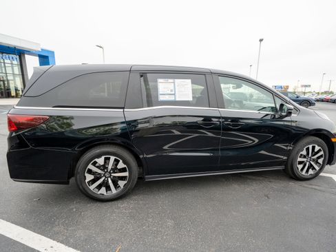 Used 2025 Honda Odyssey EX-L image 6