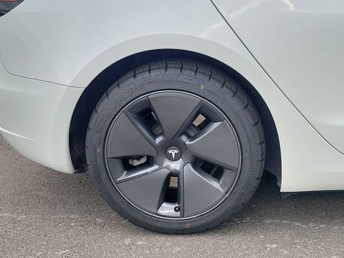 Used 2023 Tesla Model 3 Standard Range RWD image 6