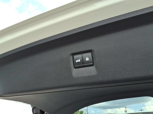 Used 2024 INFINITI QX60 Luxe w/ Cargo Package AWD/4WD image 16