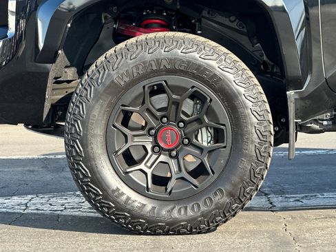 Used 2024 Toyota Tacoma TRD Pro image 25