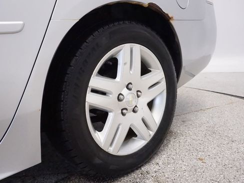 Used 2013 Chevrolet Impala LT image 21