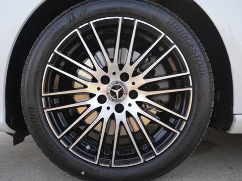 Used 2026 Mercedes-Benz C 300 4MATIC Sedan image 12