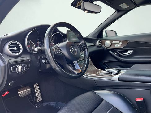 Used 2018 Mercedes-Benz C 300 Cabriolet image 2