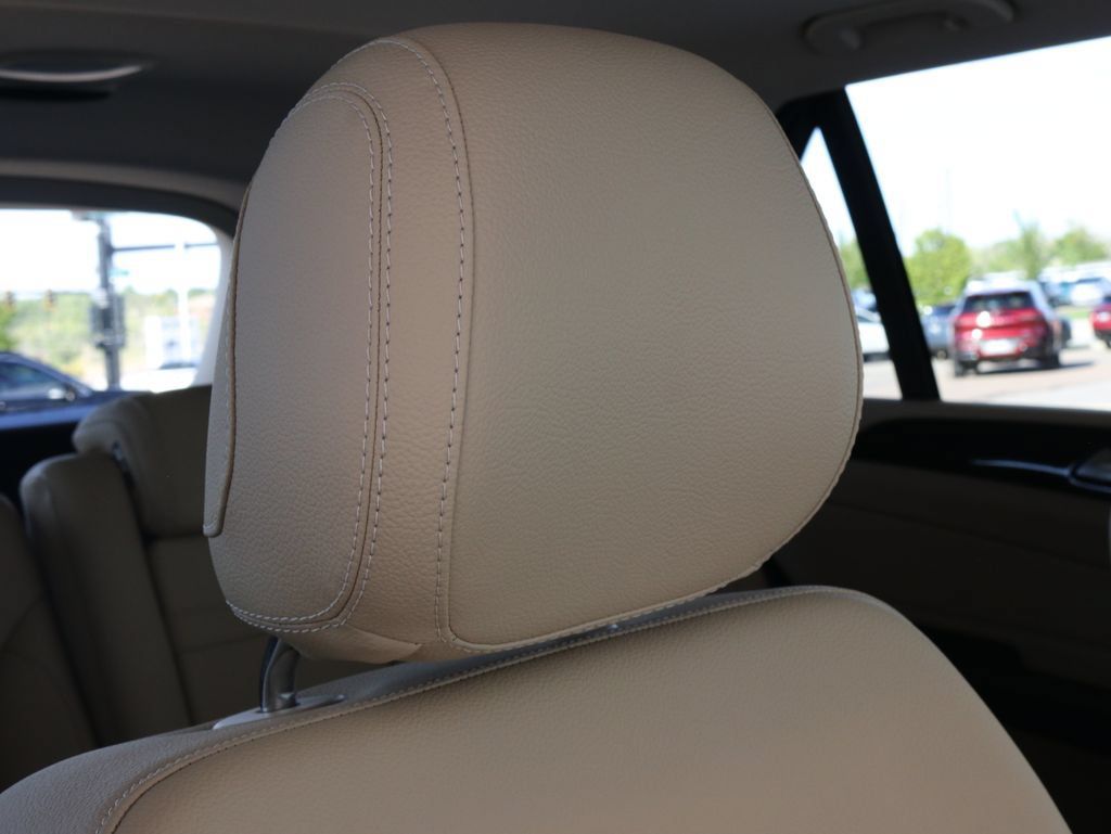 Used 2017 Mercedes-Benz GLE 350 4MATIC image 44