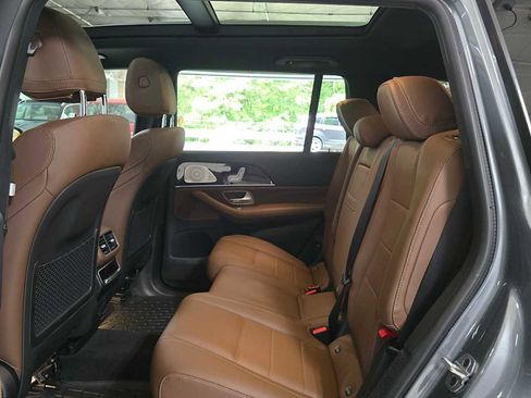 Used 2026 Mercedes-Benz GLS 450 4MATIC image 16