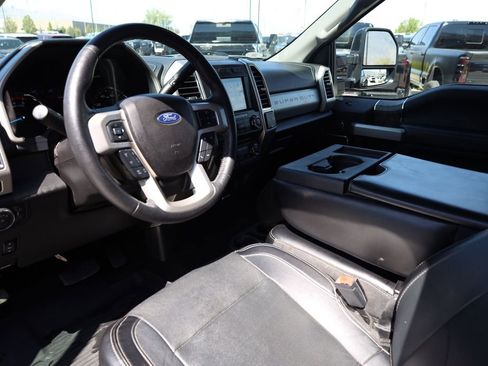 Used 2018 Ford F350 Lariat w/ Lariat Ultimate Package AWD/4WD image 12