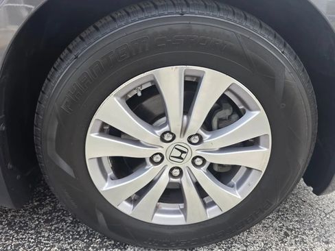 Used 2016 Honda Odyssey EX-L image 31
