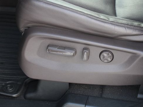 Used 2018 Honda Odyssey Elite image 12