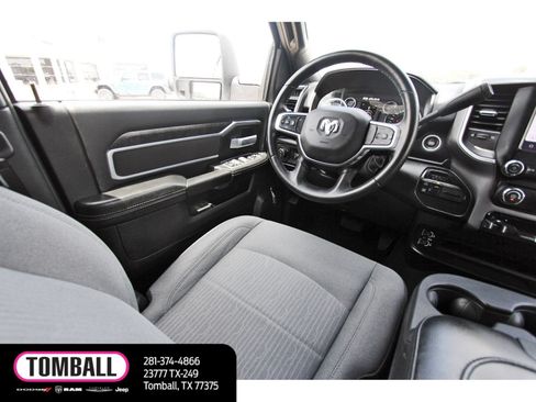 Used 2024 RAM 2500 Big Horn AWD/4WD image 9