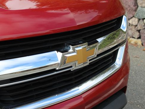 Used 2015 Chevrolet Colorado LT w/ Luxury Package image 41