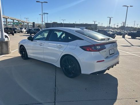 Used 2022 Honda Civic Sport image 6