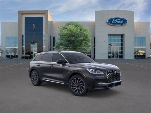 New 2026 Lincoln Corsair Reserve image 7