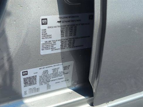 Used 2025 GMC Sierra 2500 SLE w/ SLE Value Package; image 21