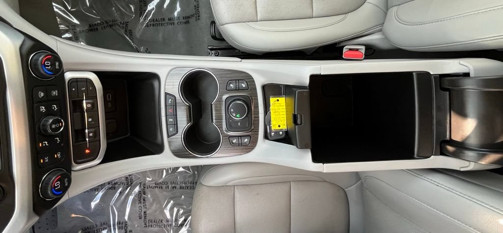Certified 2023 GMC Acadia SLT FWD image 15