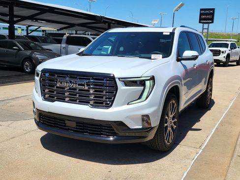 New 2026 GMC Acadia Denali Ultimate AWD/4WD image 8
