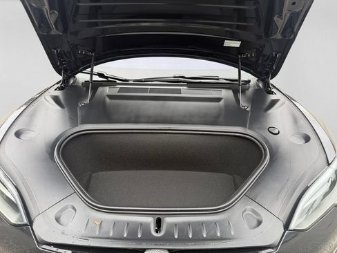 Used 2025 Tesla Model S AWD/4WD image 33