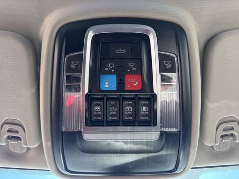 New 2026 RAM 1500 Laramie AWD/4WD image 23
