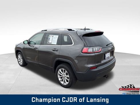 Used 2019 Jeep Cherokee Latitude w/ Cold Weather Group image 7