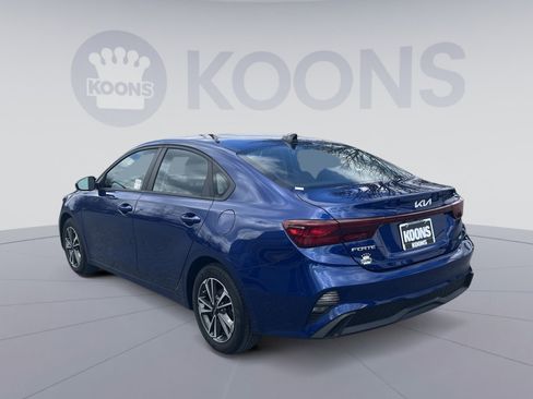 Used 2023 Kia Forte LXS image 4