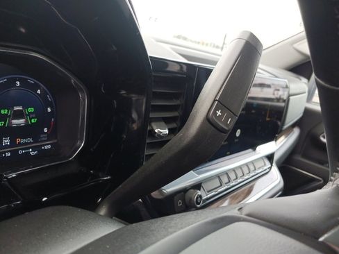 Used 2024 Chevrolet Silverado 2500 LT image 18