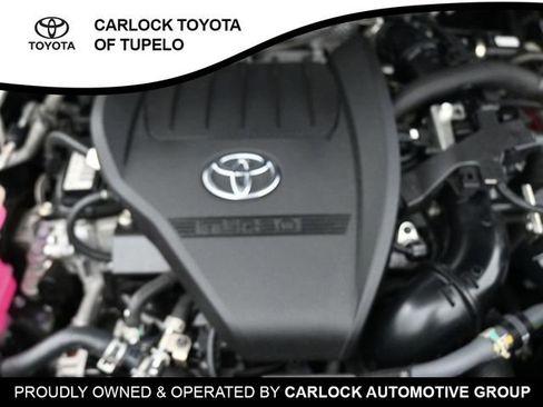 Used 2024 Toyota Highlander XLE image 34