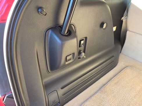 Used 2010 Ford Edge Limited image 7