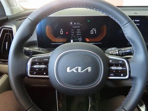 New 2025 Kia Sorento S w/ Panoramic Sunroof Package image 25