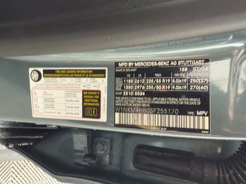 New 2025 Mercedes-Benz GLC 300 4MATIC image 24