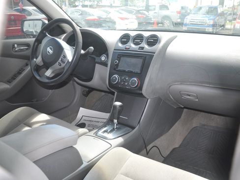 Used 2012 Nissan Altima 2.5 FWD image 20