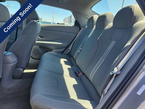 Certified 2023 Hyundai Elantra SEL FWD image 12