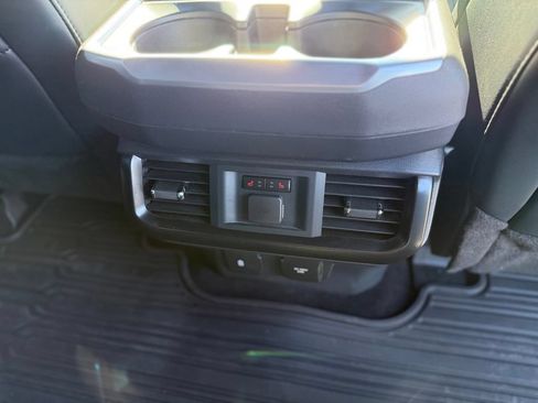 Used 2025 Ford F150 Raptor AWD/4WD image 19