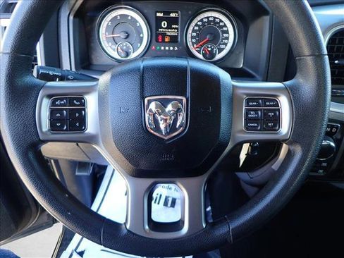 Used 2021 RAM 1500 Classic SLT image 11