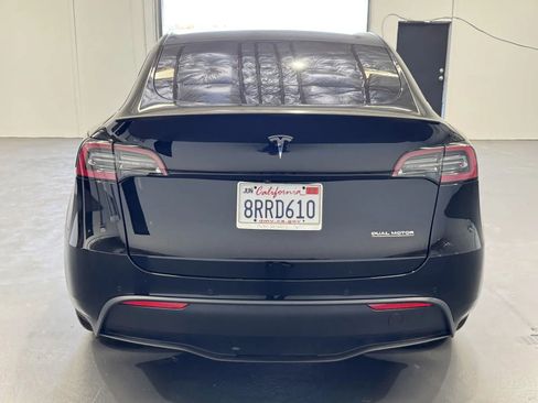 Used 2020 Tesla Model Y Performance image 3