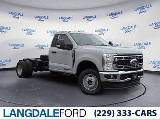 New 2026 Ford F350 4x4 Regular Cab DRW Super Duty video 1