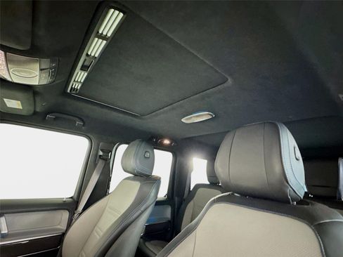 Used 2025 Mercedes-Benz G 580 w/ EQ Technology image 14