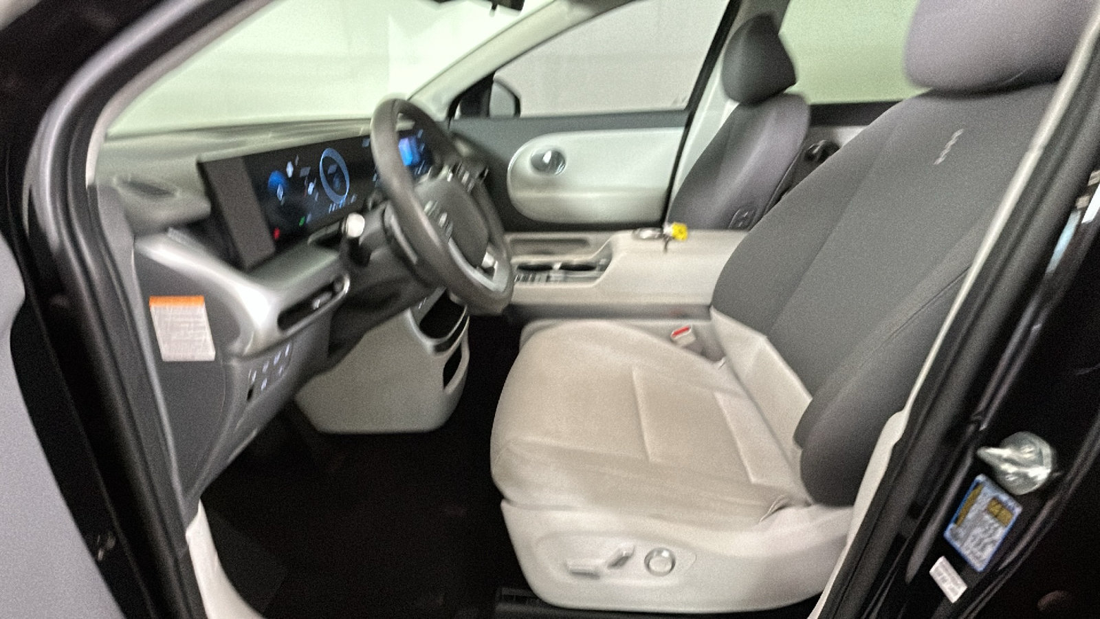Used 2026 Hyundai Ioniq 9 SE AWD/4WD image 14