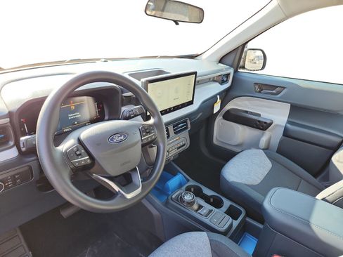 New 2026 Ford Maverick XLT image 9