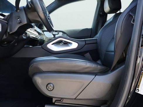 Used 2020 Mercedes-Benz GLS 450 4MATIC image 38
