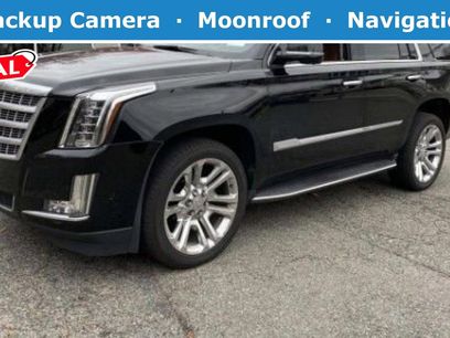 Used 2019 Cadillac Escalade Luxury w/ LPO, Radiant Package