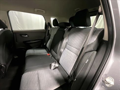 Used 2023 Nissan Rogue SV image 15