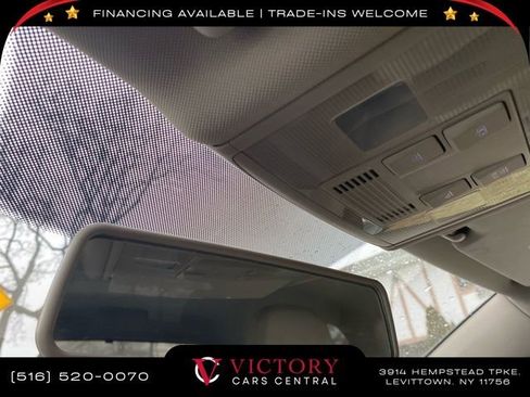 Used 2015 Volkswagen Golf S image 30