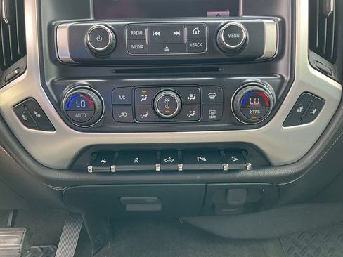 Used 2014 GMC Sierra 1500 SLE w/ SLE Value Package AWD/4WD image 9