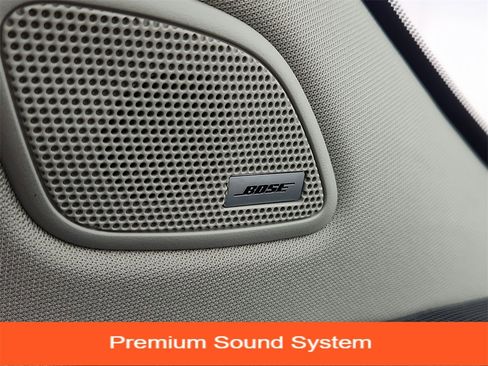 Used 2016 Nissan Murano SV w/ Premium Package image 33