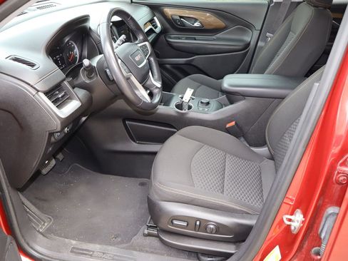 Used 2018 GMC Terrain SLE w/ Driver Convenience Package FWD image 19