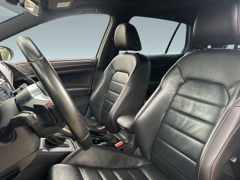 Used 2019 Volkswagen GTI SE w/ SE Experience Package image 21