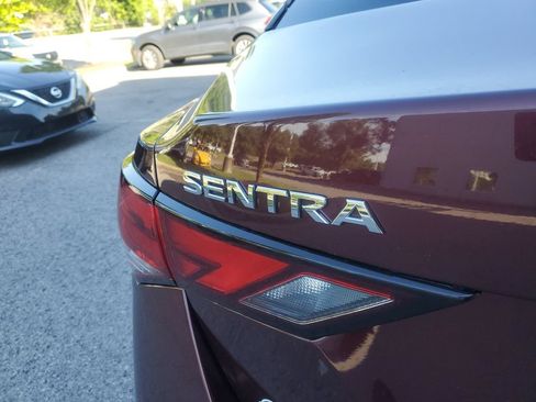 Certified 2025 Nissan Sentra SV FWD image 4
