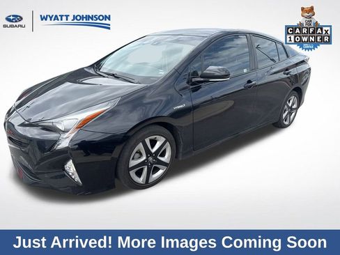 Used 2016 Toyota Prius Four Touring image 1