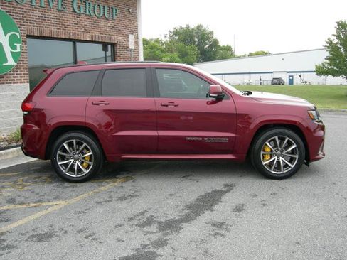 Used 2018 Jeep Grand Cherokee Trackhawk w/ Trailer Tow Group IV AWD/4WD image 3