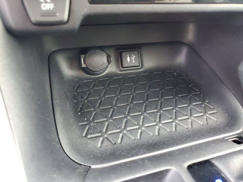 Used 2019 Toyota RAV4 XLE image 15