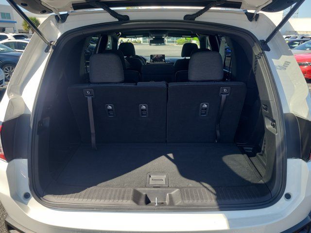 Used 2023 Honda Pilot Sport image 11